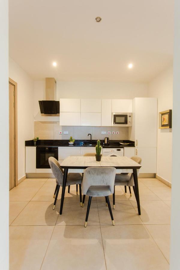 Accra Luxury Apartments @ Pine Court Dış mekan fotoğraf