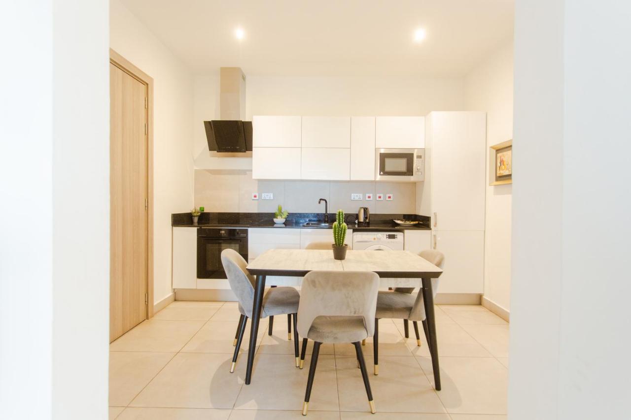 Accra Luxury Apartments @ Pine Court Dış mekan fotoğraf
